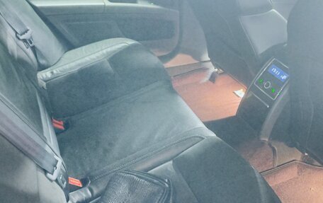 Skoda Superb III рестайлинг, 2012 год, 790 000 рублей, 3 фотография