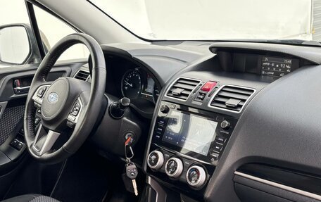 Subaru Forester, 2018 год, 2 150 000 рублей, 10 фотография