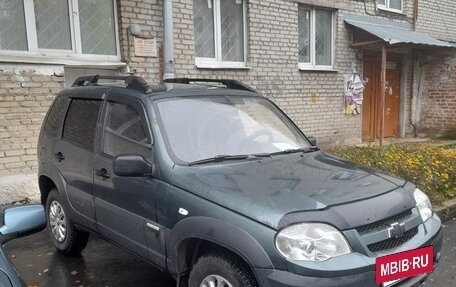 Chevrolet Niva I рестайлинг, 2011 год, 410 000 рублей, 2 фотография