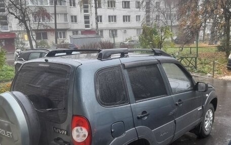 Chevrolet Niva I рестайлинг, 2011 год, 410 000 рублей, 4 фотография