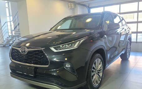 Toyota Highlander, 2025 год, 1 фотография