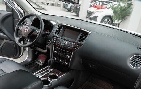 Nissan Pathfinder, 2015 год, 1 549 000 рублей, 16 фотография