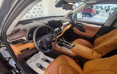 Toyota Highlander, 2025 год, 5 фотография