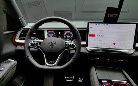 Volkswagen Teramont, 2025 год, 6 890 000 рублей, 17 фотография