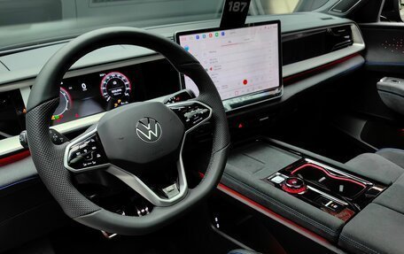 Volkswagen Teramont, 2025 год, 6 890 000 рублей, 18 фотография