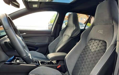 Volkswagen Golf VIII, 2022 год, 2 520 000 рублей, 9 фотография