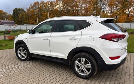 Hyundai Tucson III, 2018 год, 1 700 000 рублей, 3 фотография