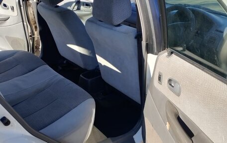 Mazda Familia, 1998 год, 250 000 рублей, 6 фотография