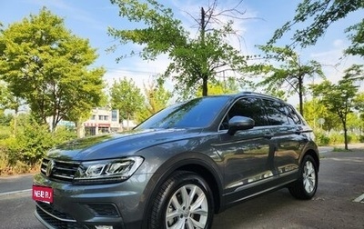 Volkswagen Tiguan II, 2022 год, 3 376 000 рублей, 1 фотография