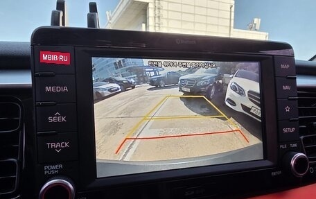 KIA Stonic, 2022 год, 1 530 000 рублей, 17 фотография