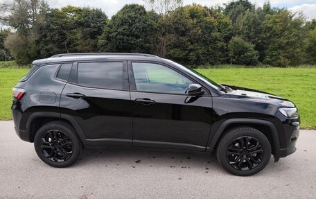 Jeep Compass II, 2022 год, 2 170 000 рублей, 3 фотография