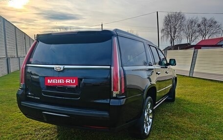 Cadillac Escalade IV, 2019 год, 6 000 000 рублей, 18 фотография