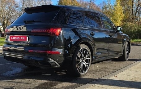 Audi Q7, 2023 год, 8 999 999 рублей, 3 фотография