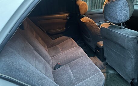 Toyota Carina, 2001 год, 490 000 рублей, 6 фотография