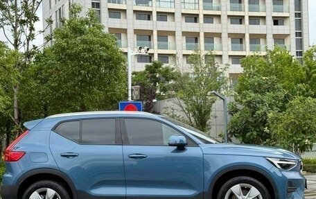 Volvo XC40 I, 2023 год, 2 632 999 рублей, 4 фотография