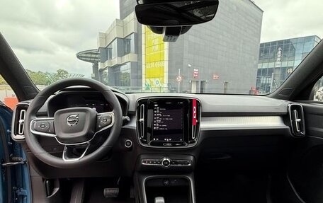 Volvo XC40 I, 2023 год, 2 632 999 рублей, 9 фотография