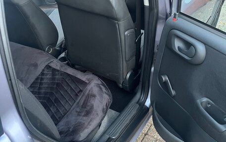 Opel Corsa C рестайлинг, 2004 год, 300 000 рублей, 10 фотография