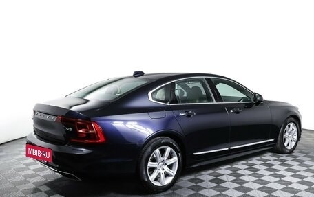 Volvo S90 II рестайлинг, 2018 год, 3 050 000 рублей, 5 фотография