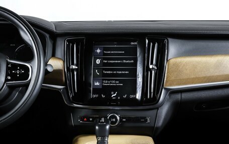 Volvo S90 II рестайлинг, 2018 год, 3 050 000 рублей, 14 фотография