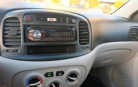 Hyundai Verna II, 2007 год, 549 000 рублей, 13 фотография