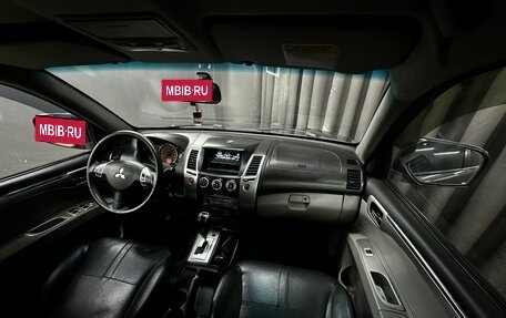 Mitsubishi Pajero Sport II рестайлинг, 2013 год, 1 799 777 рублей, 12 фотография
