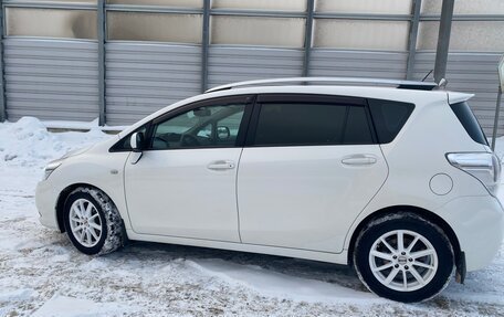 Toyota Verso I, 2011 год, 1 100 000 рублей, 17 фотография