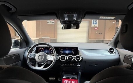Mercedes-Benz GLA, 2020 год, 3 300 000 рублей, 4 фотография