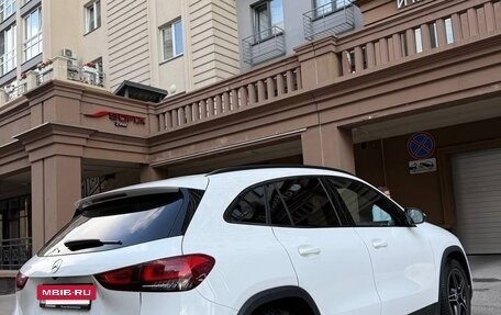 Mercedes-Benz GLA, 2020 год, 3 300 000 рублей, 10 фотография