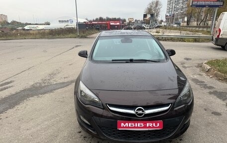 Opel Astra J, 2014 год, 760 000 рублей, 1 фотография
