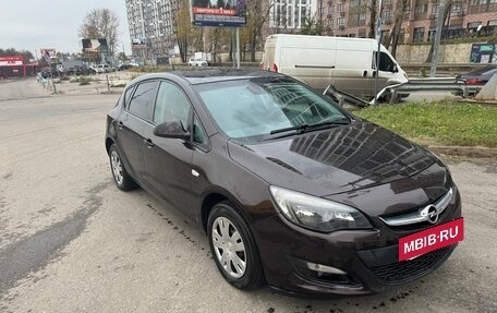 Opel Astra J, 2014 год, 760 000 рублей, 3 фотография