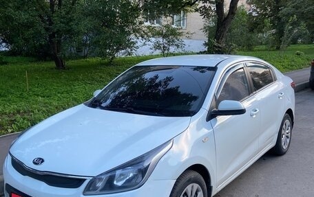 KIA Rio IV, 2018 год, 1 050 000 рублей, 1 фотография
