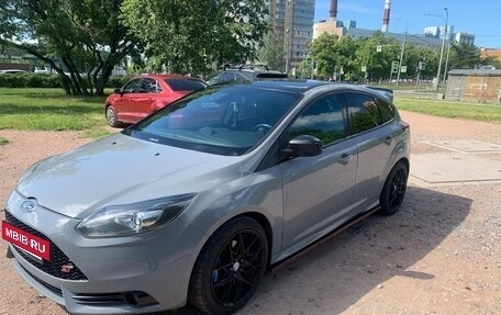 Ford Focus III, 2011 год, 935 000 рублей, 3 фотография