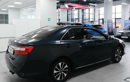 Toyota Camry, 2012 год, 1 370 000 рублей, 2 фотография