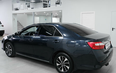 Toyota Camry, 2012 год, 1 370 000 рублей, 3 фотография