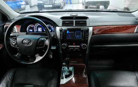 Toyota Camry, 2012 год, 1 370 000 рублей, 17 фотография