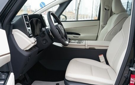 Lexus LM, 2024 год, 20 790 000 рублей, 13 фотография