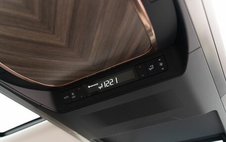 Lexus LM, 2024 год, 20 790 000 рублей, 32 фотография