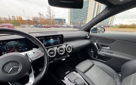 Mercedes-Benz CLA, 2019 год, 3 550 000 рублей, 3 фотография