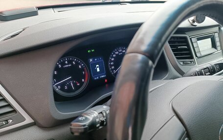 Hyundai Tucson III, 2017 год, 1 950 000 рублей, 8 фотография