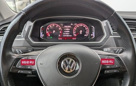 Volkswagen Tiguan II, 2019 год, 2 370 000 рублей, 25 фотография