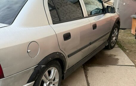 Opel Astra H, 2004 год, 240 000 рублей, 3 фотография