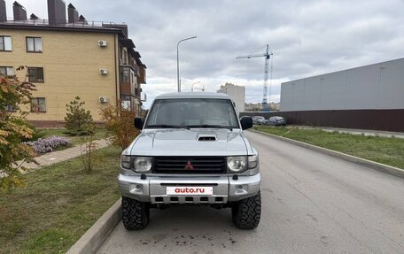 Mitsubishi Pajero III рестайлинг, 2002 год, 980 000 рублей, 2 фотография