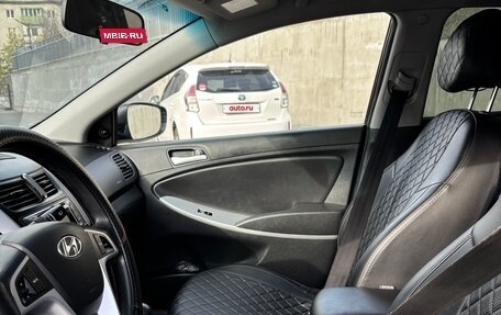 Hyundai Solaris II рестайлинг, 2012 год, 910 000 рублей, 3 фотография