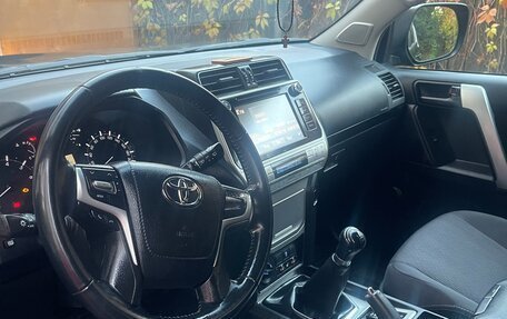Toyota Land Cruiser Prado 150 рестайлинг 2, 2019 год, 3 900 000 рублей, 4 фотография