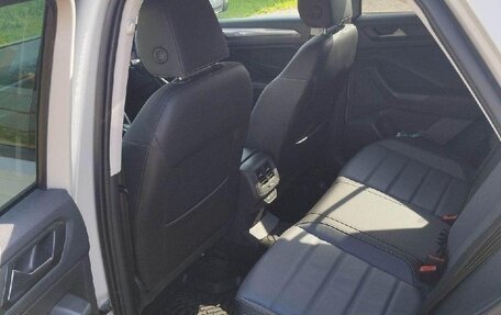 Volkswagen T-Roc I, 2021 год, 1 700 000 рублей, 10 фотография