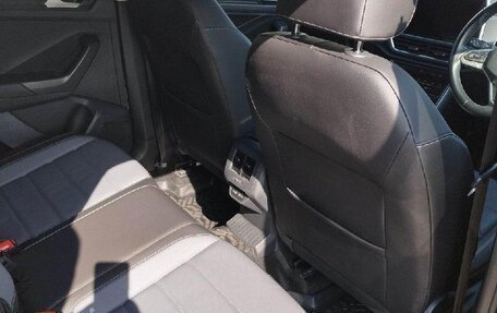 Volkswagen T-Roc I, 2021 год, 1 700 000 рублей, 11 фотография