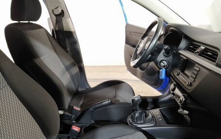 KIA Rio IV, 2018 год, 1 339 000 рублей, 26 фотография