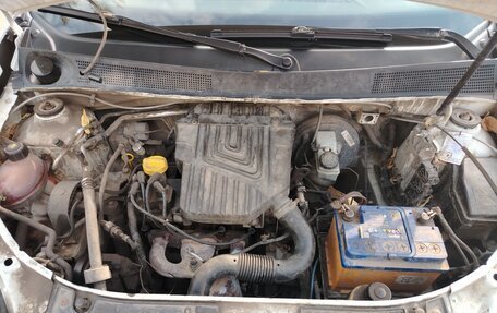 Renault Logan II, 2014 год, 395 000 рублей, 9 фотография