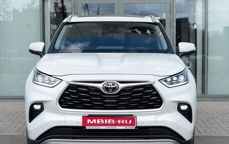 Toyota Highlander, 2024 год, 6 890 000 рублей, 3 фотография