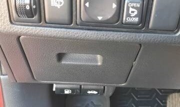 Nissan Tiida, 2012 год, 980 000 рублей, 10 фотография